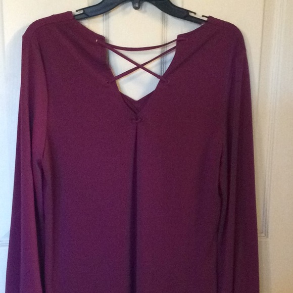 New Directions Wine Colored Top - Picture 2 of 4